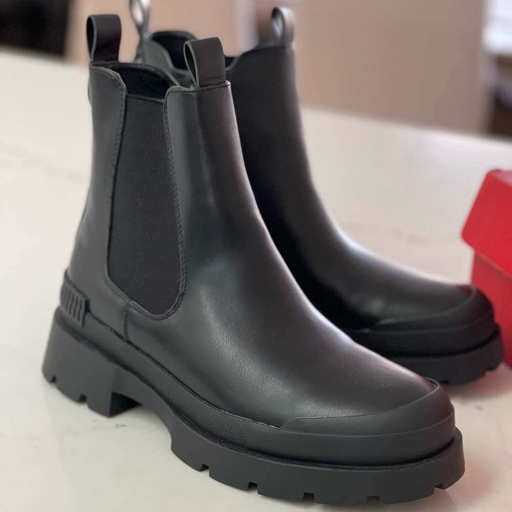 NEVER WORN Black Boots Women Size 9